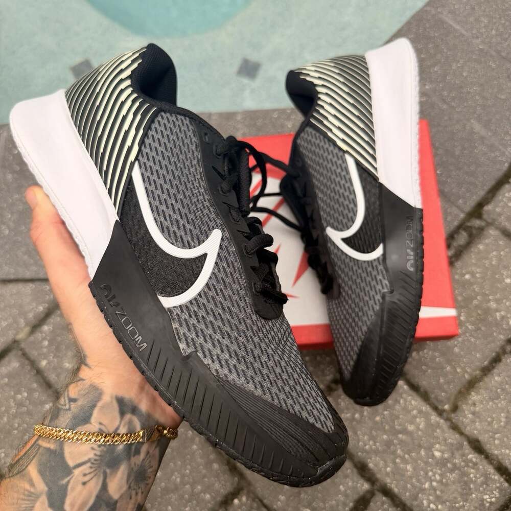 NIKE ZOOM VAPOR PRO 2 HC WOMEN SZ 11.5 BLACK TENNIS HARD COURT SHOES DR6192-001